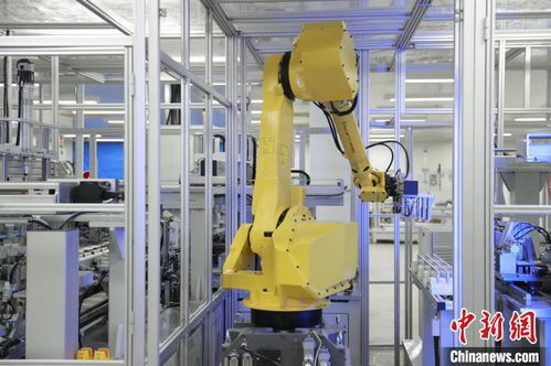 探秘刀片電池超級(jí)工廠 動(dòng)力電池路線或?qū)⑸? class=